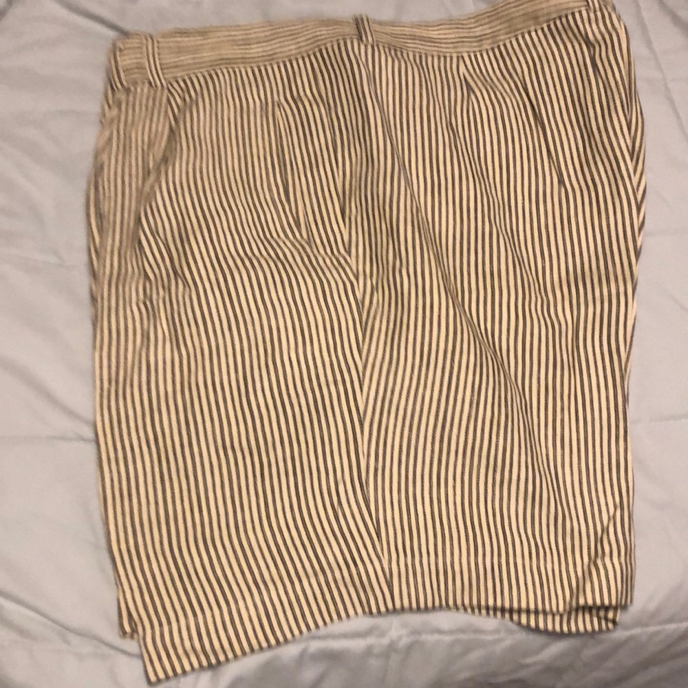 Axis men’s shorts
